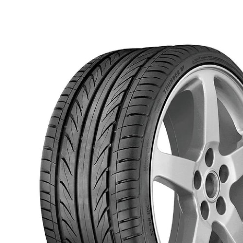 225/40R19 93W XL DeLinte Thunder D7